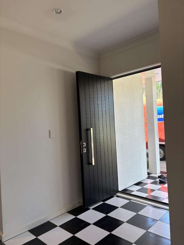 16 Kingfisher Drive Whataupoko_2