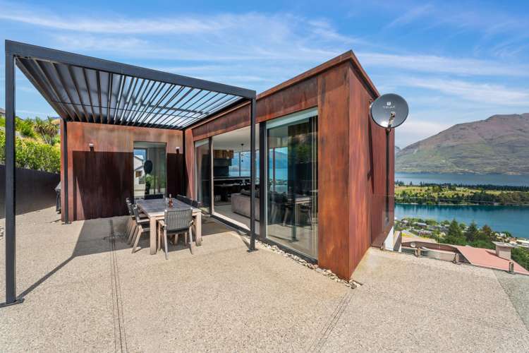32 Edinburgh Drive Queenstown_22