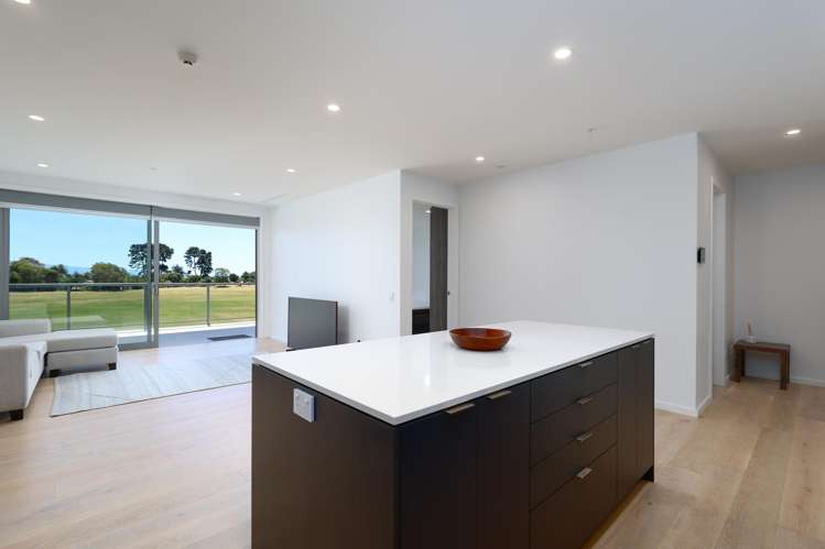 203/33 Beach Road Tahunanui_7