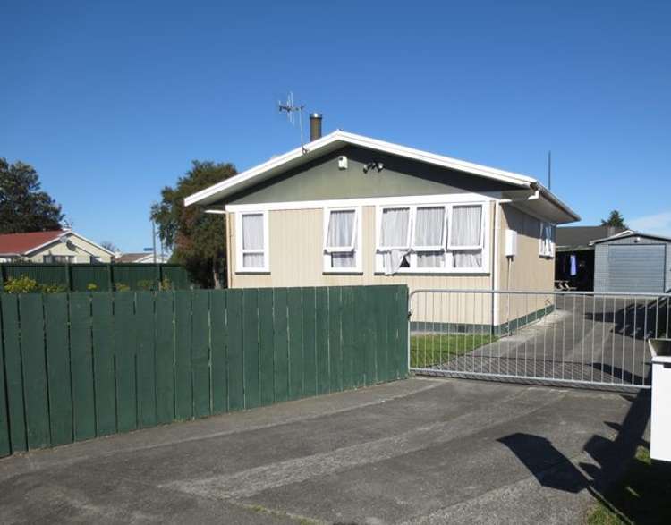 1 Plymouth Road_0