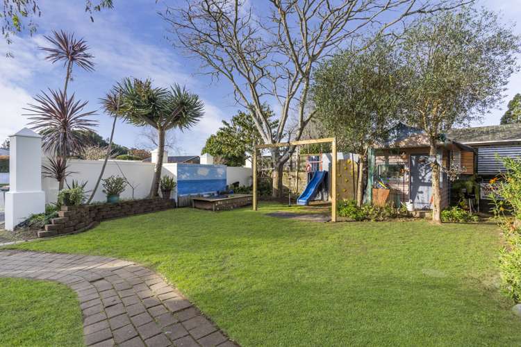 6 James Place Opaheke_2