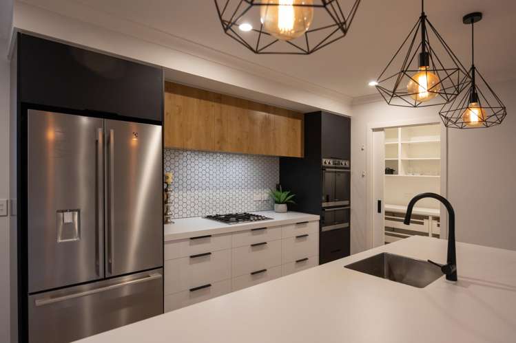 12 Huffington Place_3