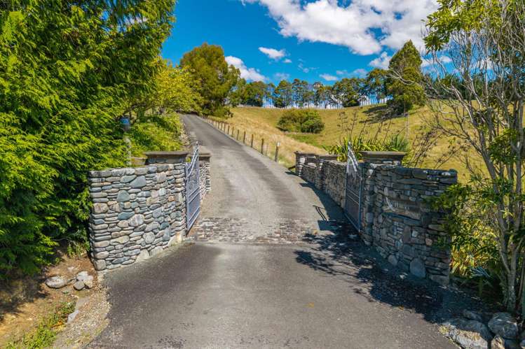 309 Golden Hills Road Redwood Valley_32