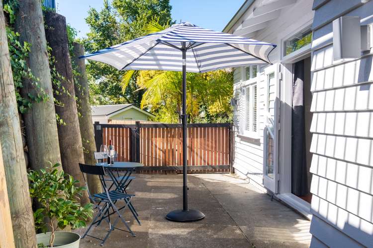 2 Convent Road Bluff Hill_21