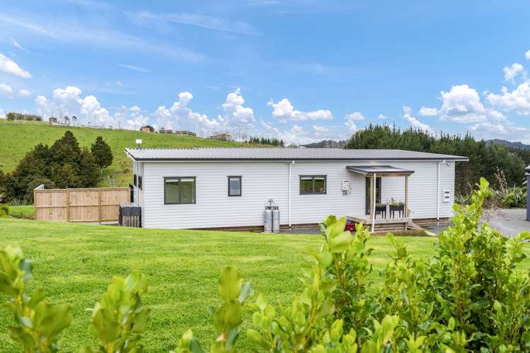 29 Lauries Drive Kauri_12