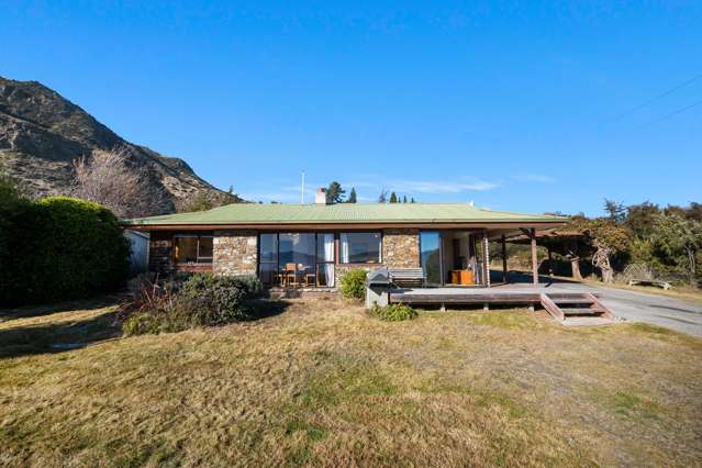 4 Hodgkinson Street, John Creek Lake Hawea_4