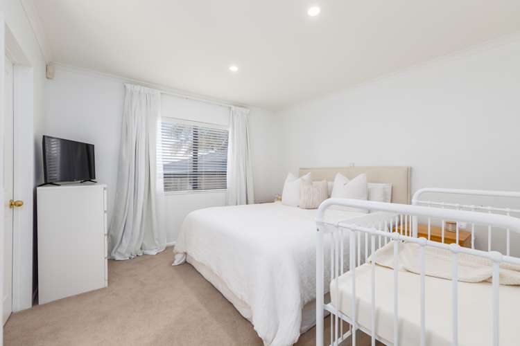 27 Donald Street Stanmore Bay_9