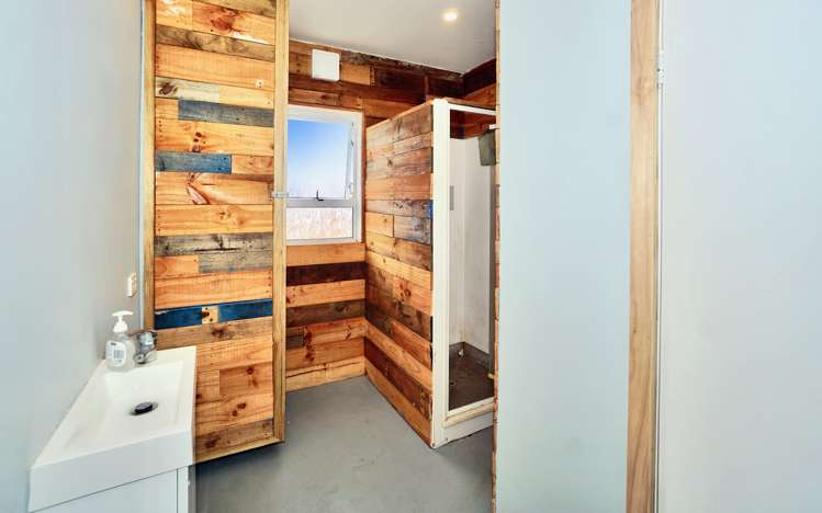 12 Williams Crescent Maketu_13