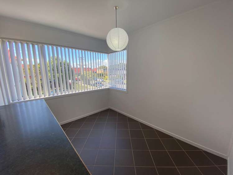 1/25 Inverness Road Browns Bay_4