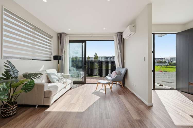 14 Mihi Lane Hobsonville_4