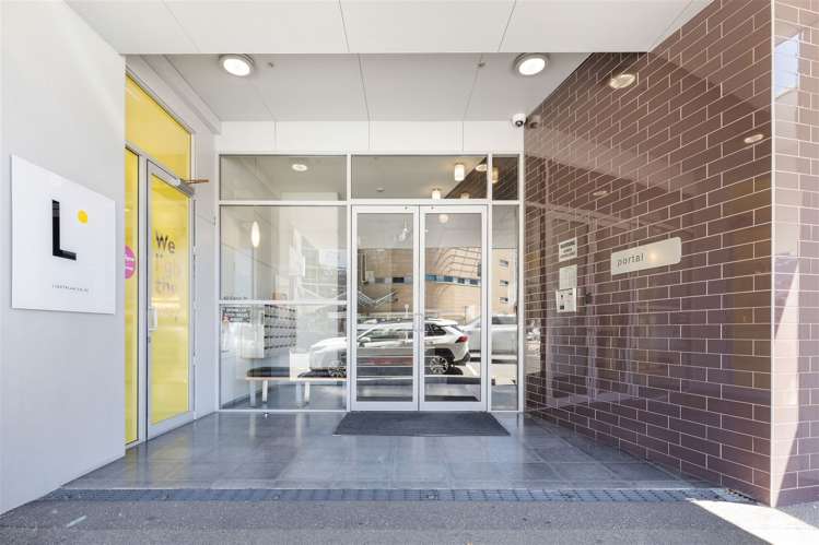 1a/42 Cable Street Te Aro_21