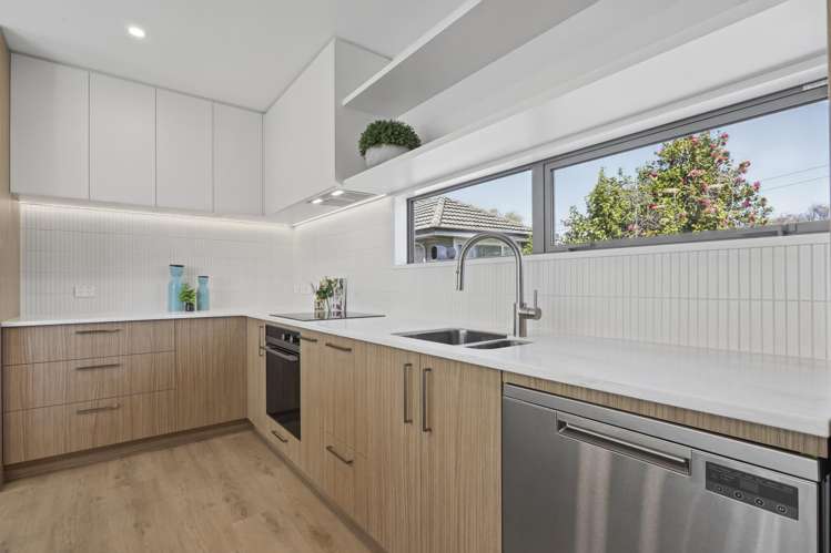3/27 Harris Crescent_4