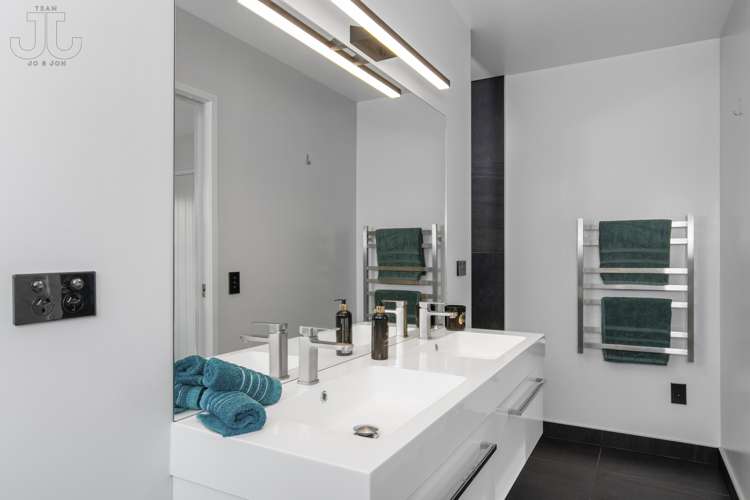 133 Lakes Boulevard Pyes Pa_15