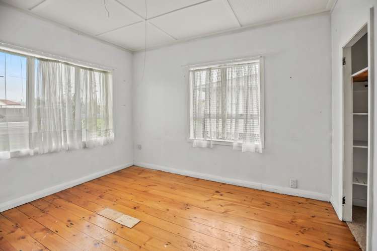 24 Station Road Paeroa_8