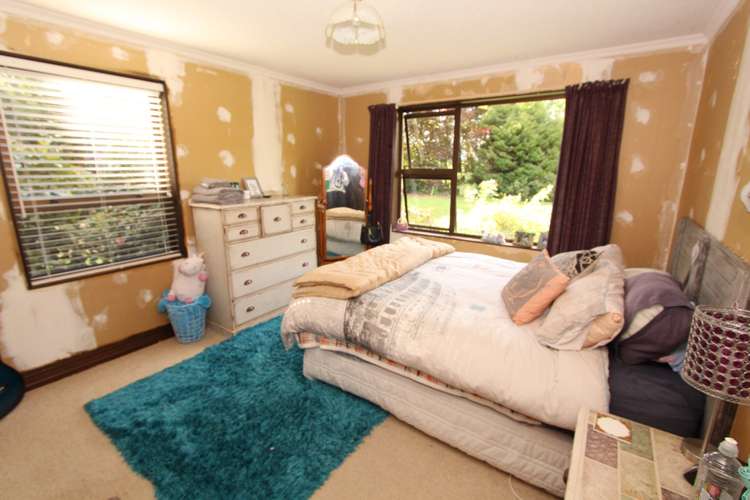 159 Hanning Road Winton Surrounds_3