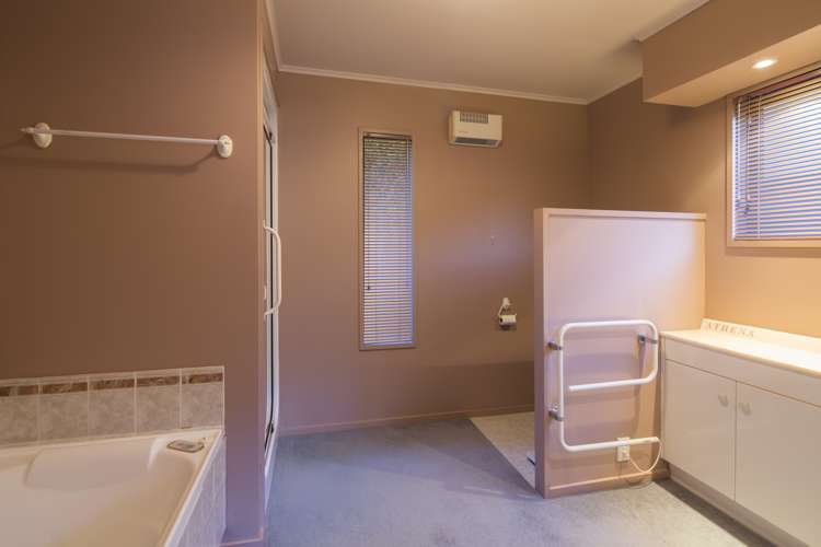 359 Peninsula Road Kelvin Heights_18