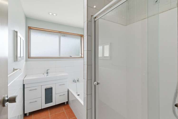 87a Denise Crescent Hornby_11