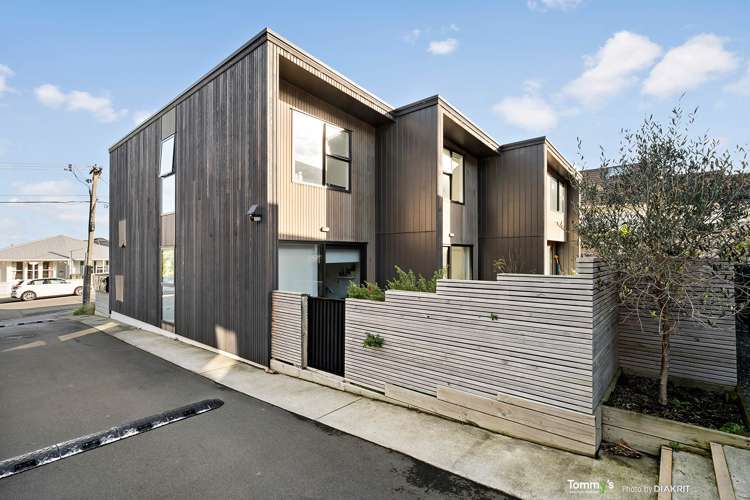 3/20 Trent Street Island Bay_1