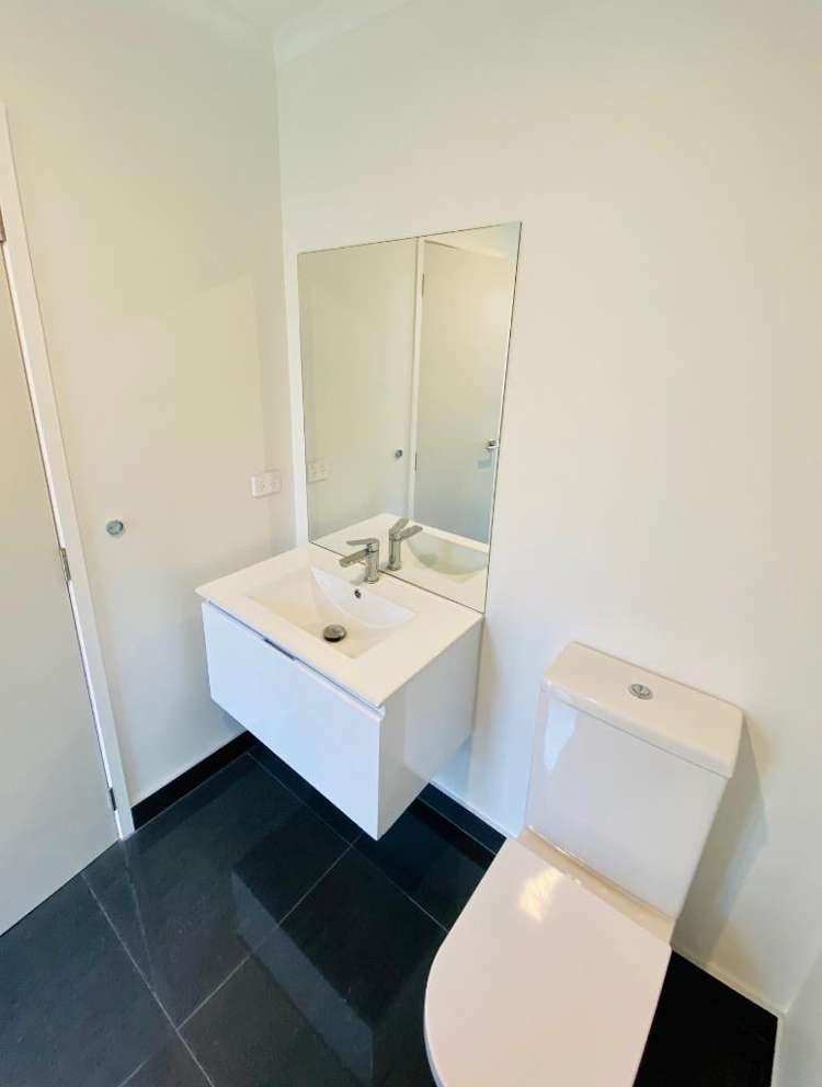 29A Dorset Ave Westown_18