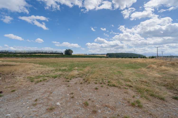 1350 Ramparts Road_3