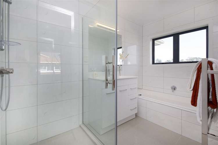 4 Priestley Drive Bucklands Beach_11