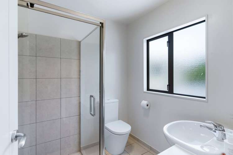 5 Rifleman Lane Paraparaumu Beach_13