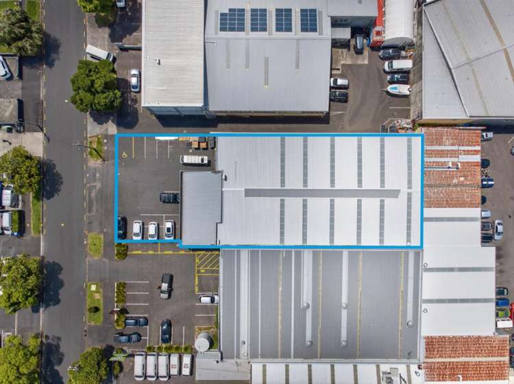 21 Fairfax Avenue Penrose_20