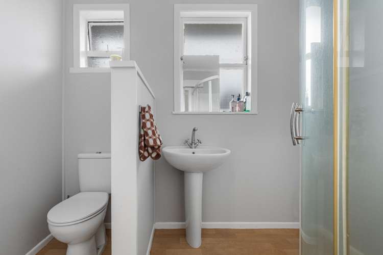 25 Glenn Terrace Otumoetai_11