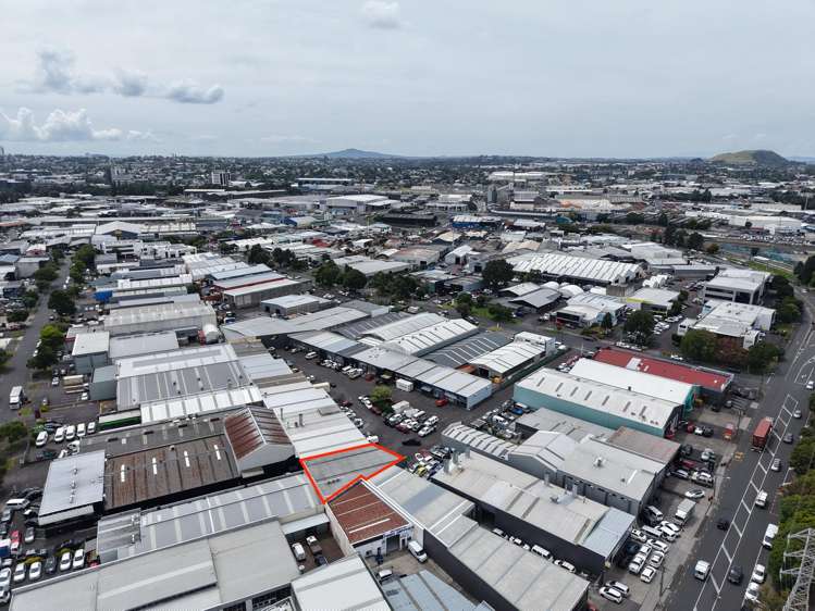 20/10 Olive Road Penrose_1