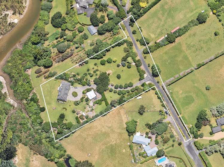 83 Manuwai Lane Karaka_3