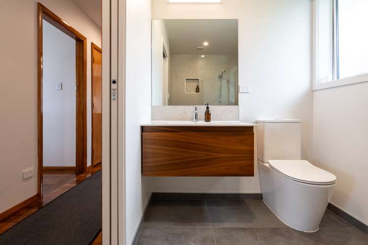 25 Gilkison Street Halfway Bush_11