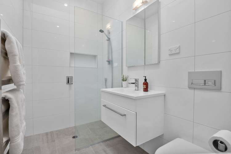 33 Ferryhill Road Epsom_12