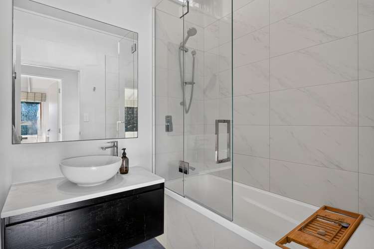 8 Aberdeen Road Campbells Bay_21