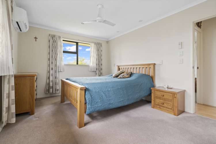 31a Archibald Road Kelston_6