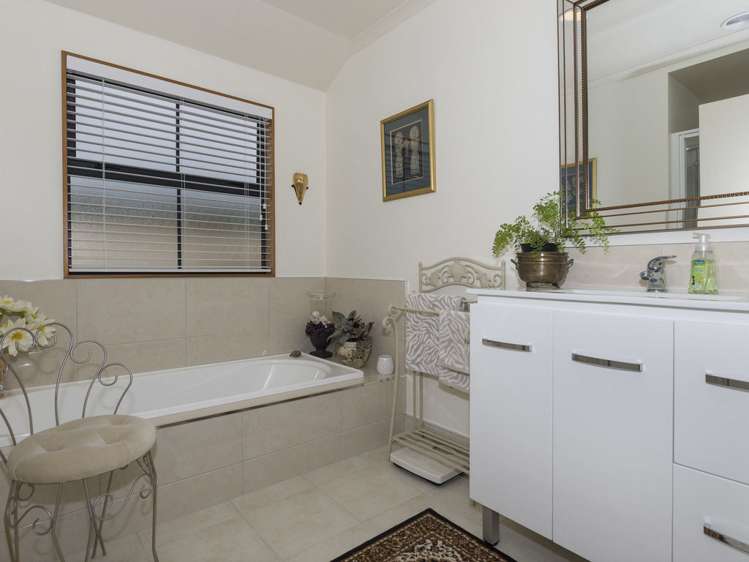 64 Grantston Drive Pyes Pa_16