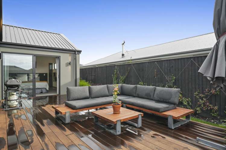 13 Halpin Drive Lincoln_19