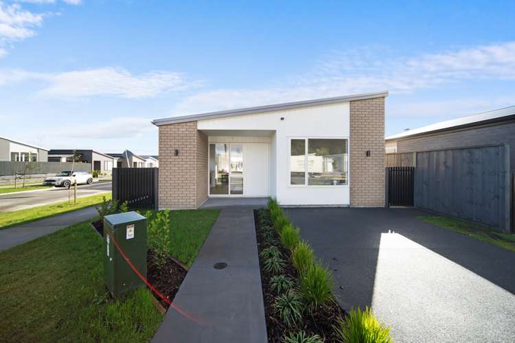 17 John Main Drive Ramarama_12