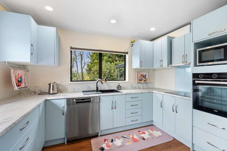 136 Knight Road Ruatangata West_10