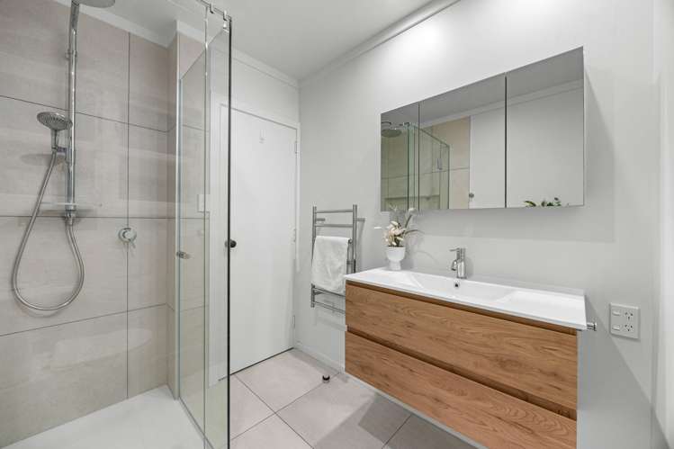 1/115 Ireland Road Mount Wellington_12
