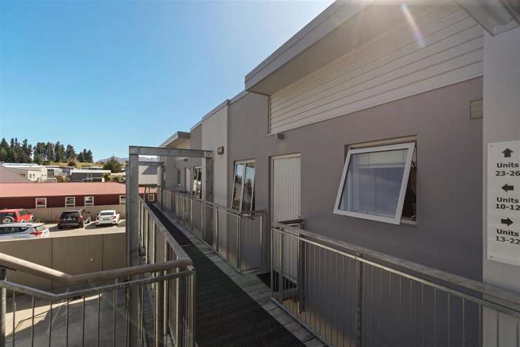 12/13 Plantation Road Wanaka_12