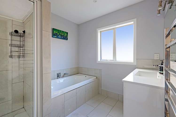 6 Begley Place Frimley_11