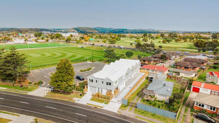 1 & 2/118 Links Avenue Mount Maunganui_36
