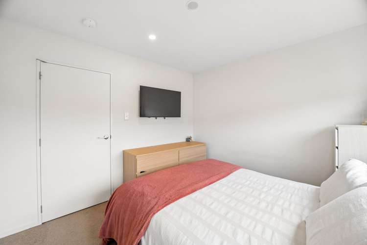 17/18 Hewlett Road Massey_9