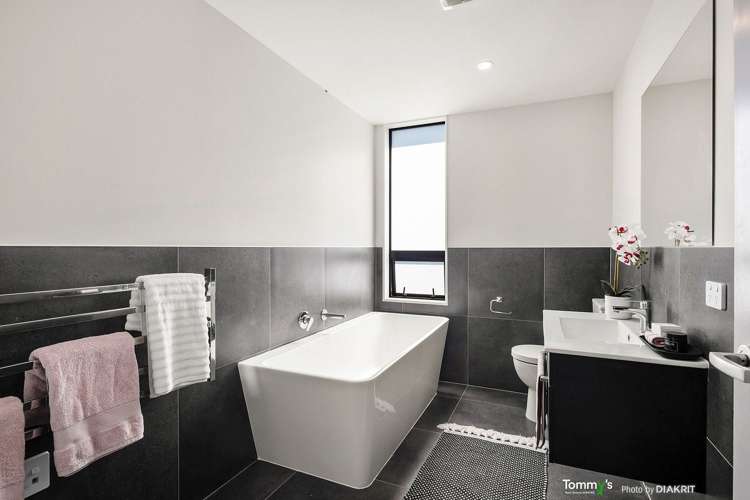 3/6 Bushland Grove Paparangi_7