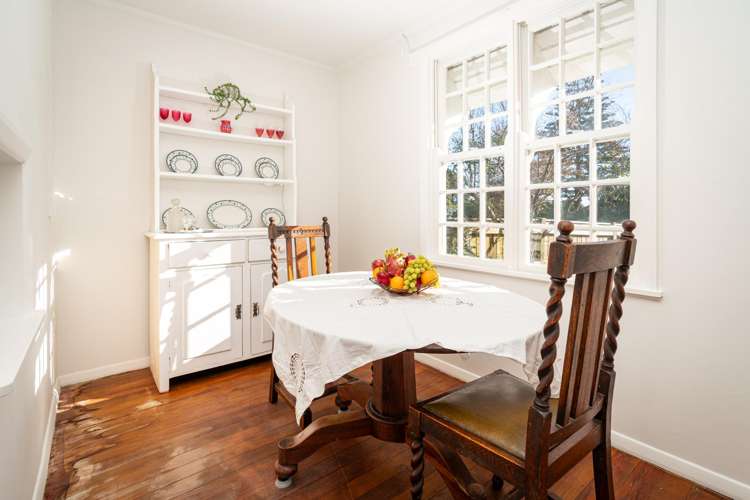 134 Wellington Road Paekakariki_3