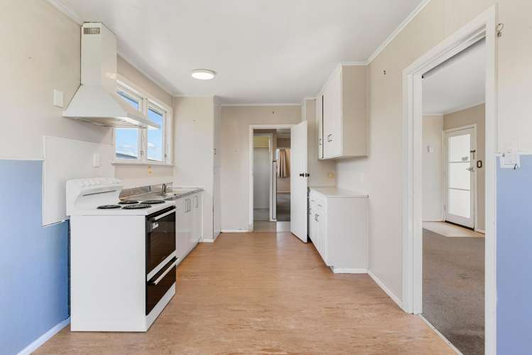 22 President Avenue Papakura_16