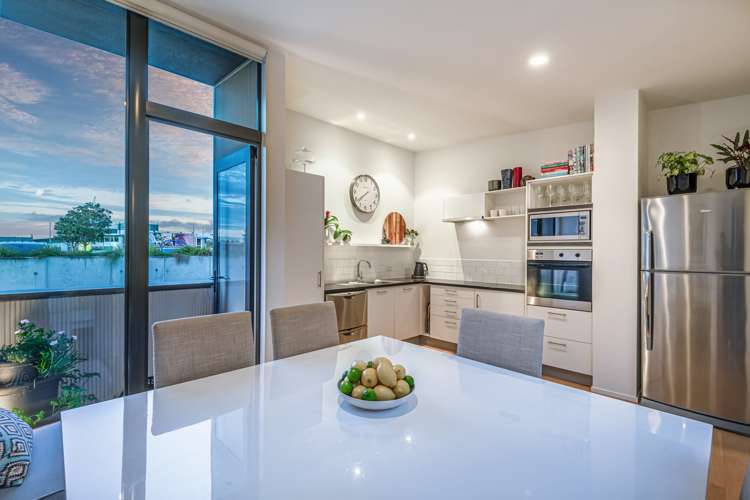 80 Fisher-Point Drive Auckland Central_13