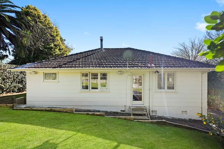7a Kahikatea Drive Melville_16