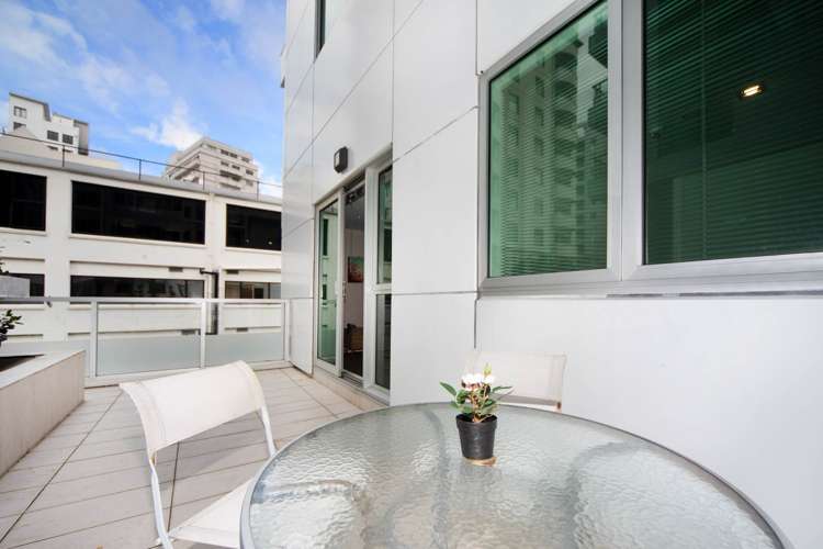 609/85 Beach Road Auckland Central_9