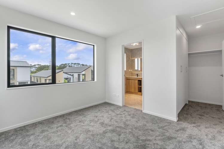 13 Kotiu Place Massey_6